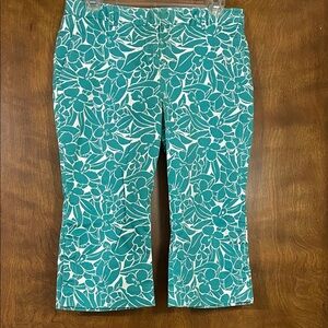 Floral Print Capri Pants